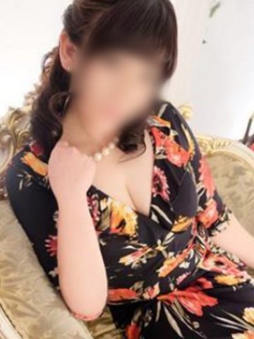 ヒトミ